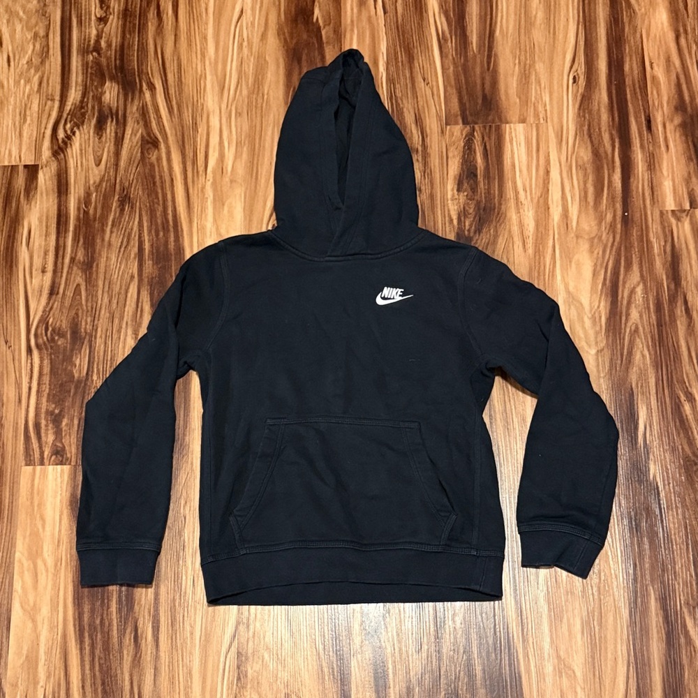 Youth Nike Fleece Club Pullover Hoodie